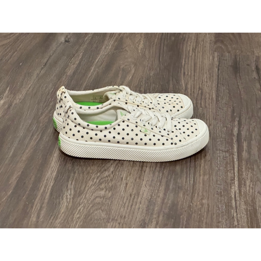 Cariuma OCA Low Polka Dot Canvas Sneakers White/Black Size 7.5W/6M​​​ - Picture 6 of 11